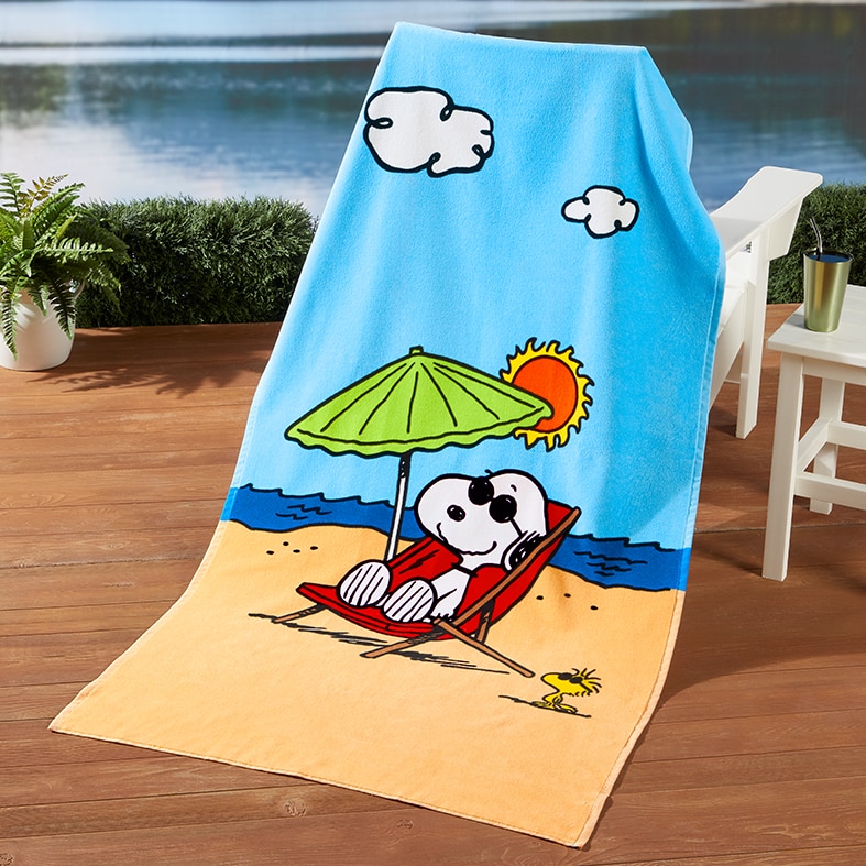 Peanuts Snoopy's Beach Day Portuguese Cotton Beach Towel, In 2 Sizes