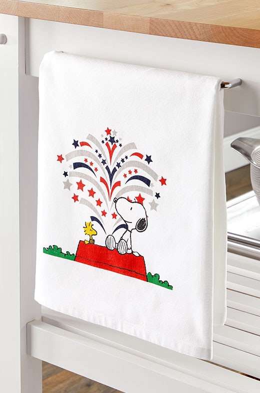 Peanuts Snoopy and Woodstock Americana Cotton Flour Sack Kitchen Towel, Set of 2