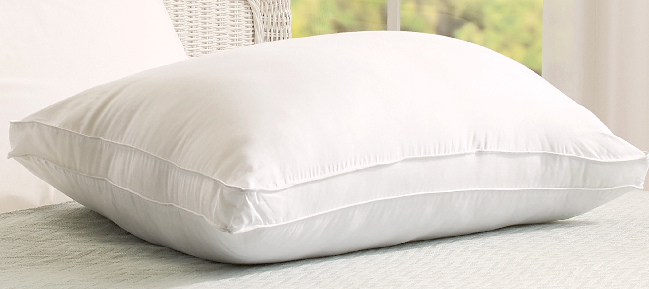 Hypoallergenic Tencel Pillow, white