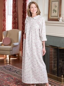 Vermont Country Store Nordic Snowflake Flannel Nightgown Red