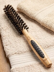 Small round brush for short hair hotsell