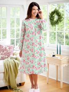 Lanz of Salzburg Flannel Nightgown in Nantucket Rose