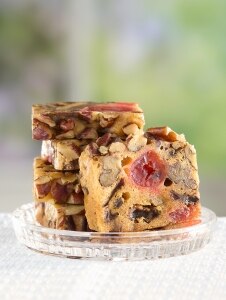 Alcohol-Free Fruitcake Slices | 22 Square Slices