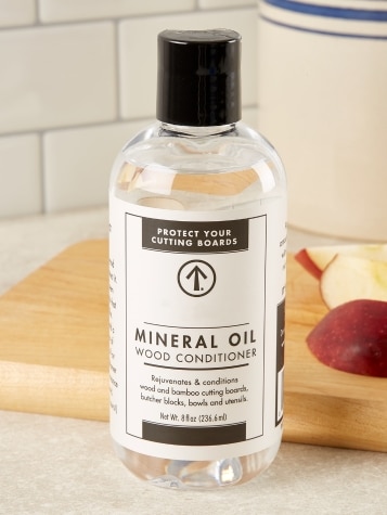 Applying Mineral Oil & Beeswax to Finish, Preserve, and Protect Your  Cutting Board 