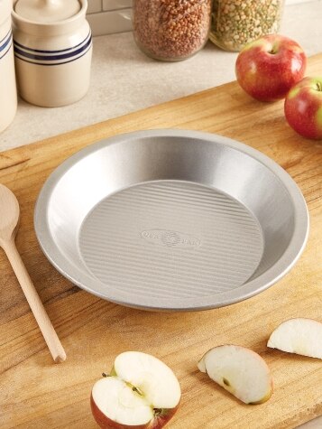 Nine Inch Pie Pan  Nonstick Aluminum Pan