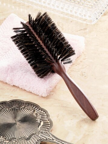 Boar on sale round brush