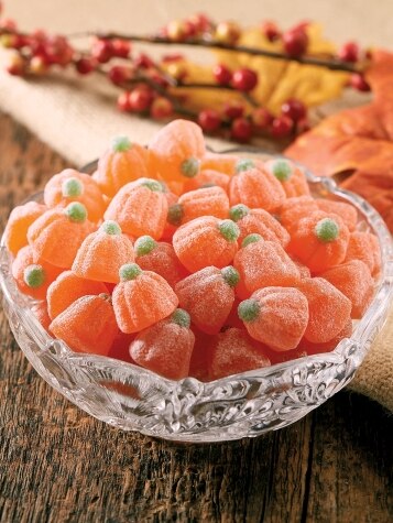 Orange-Flavored Jelly Pumpkins in dish