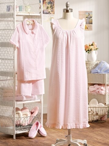 Women's Pink Plaid Seersucker Nightgown