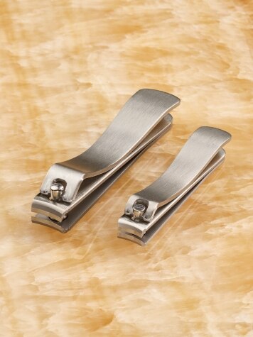 Curved Stainless Steel Toenail Clipper