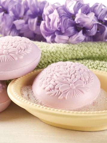 Lilac Bouquet Bath And Body Soap Gift Box, 3 Bars