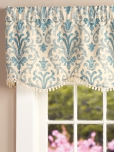 Venetian Brocade Lined Scalloped Valance in Blue