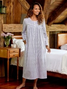 Lanz Vintage Heart Nightgown