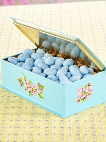 Blue Tin with Robins & Chocolate Caramel Eggs