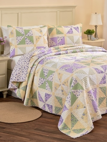 Pinwheel Print Quilted Cotton Bedspread or Pillow Sham