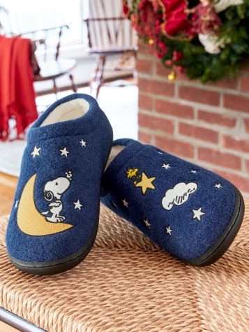 Snoopy christmas shoes sales
