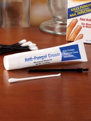 Fingernail and Toenail Fungus Treatment Kit