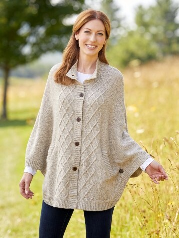 Cable-Knit Ragg Poncho