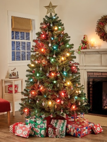 Classic christmas on sale tree lights
