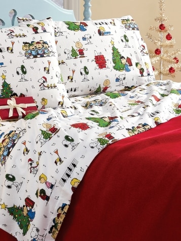 Peanuts Christmas Caroling Portuguese Flannel Sheet Set