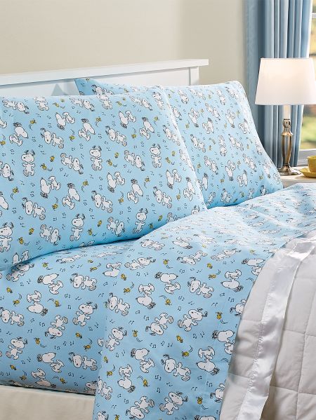 Dancing Snoopy And Woodstock Flannel, Snoopy Bedding Queen Size