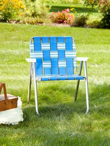 Classic Webbed Folding Lawn Chair in Blue