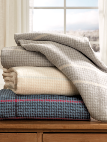 Houndstooth Ultra-Soft Cotton Blanket or Throw