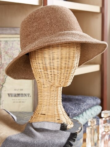 Women's Packable Chenille Hat