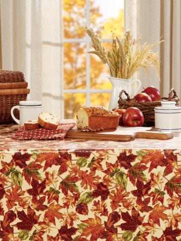 Heavy-Duty Printed Oilcloth Tablecloth in Foliage