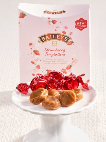 Baileys Strawberry Toffee Filled With Milk Chocolate