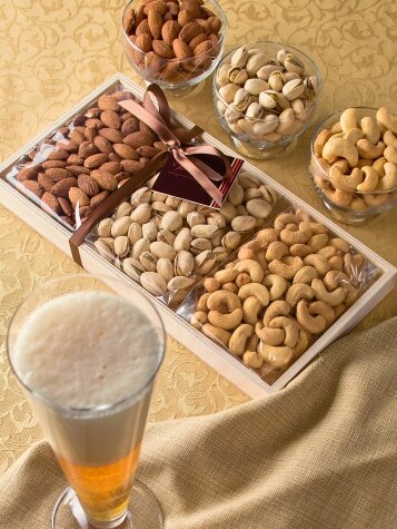 Gift Tray with Almonds, Pistachios, & Cashew Nuts