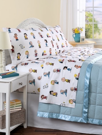 Charlie Brown and the Gang Portuguese Cotton Percale Sheet Set
