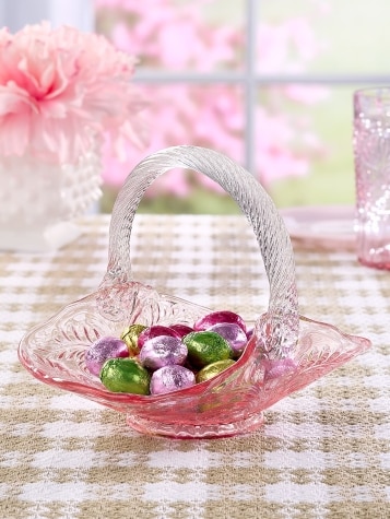 Mosser Glass Thistle Berry Basket