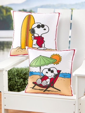 Peanuts Snoopy's Beach Day Throw Pillow Cover