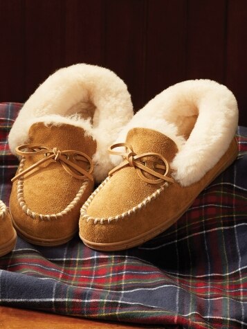 Women's Sheepskin Moccasins