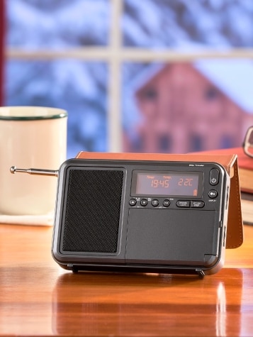 Traveler AM/FM Short and Long Wave Radio