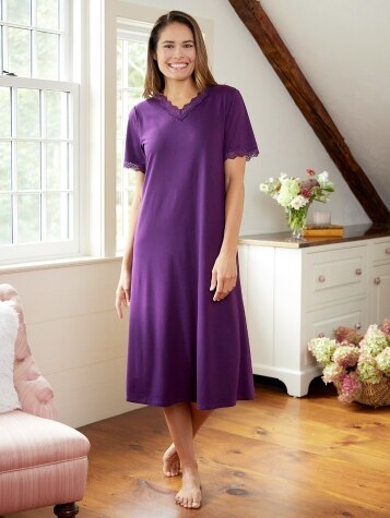 Stretch-Knit Short-Sleeve Nightgown With Lace Trim