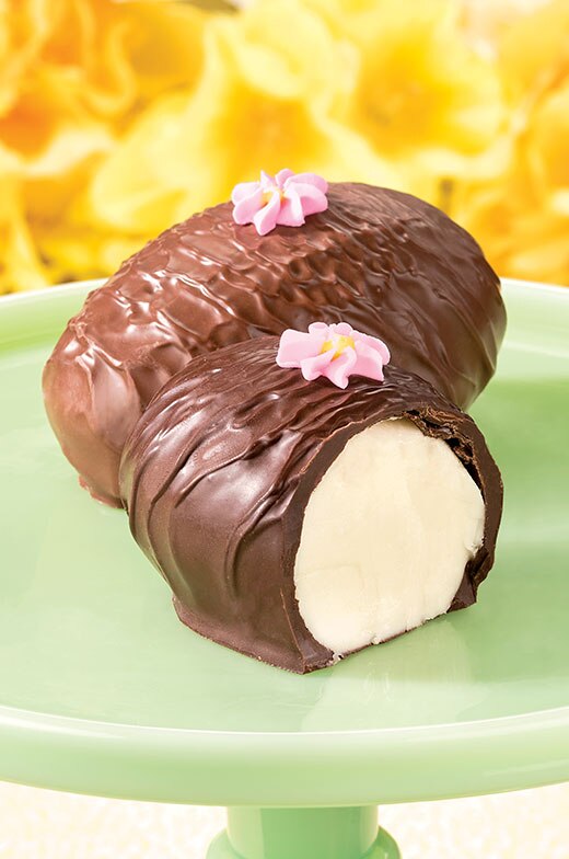 Milk or Dark Chocolate Vanilla Buttercream Easter Egg