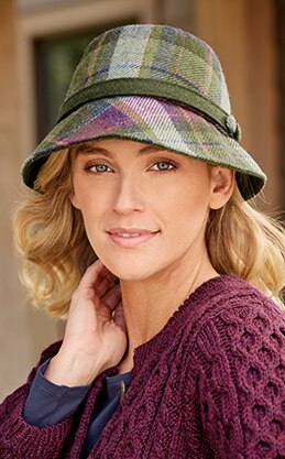 Women's Irish Wool Plaid Bucket Hat