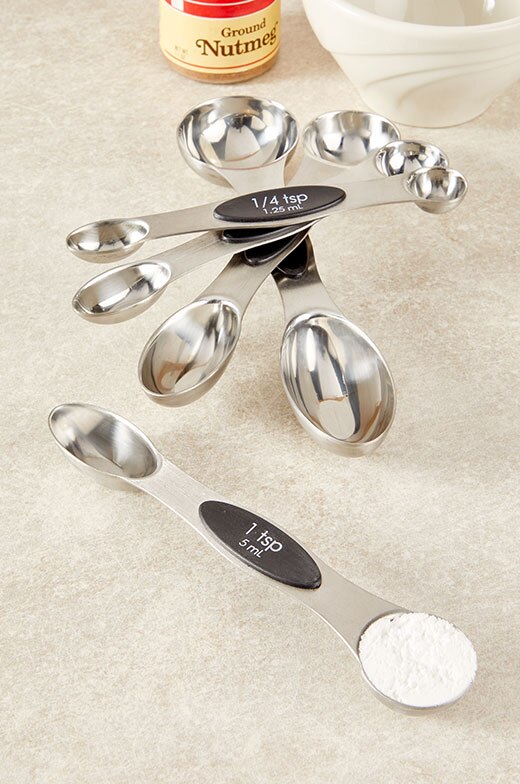 Magnetic Dry And Liquid Measuring Spoon Set